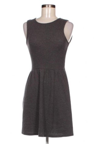 Kleid ONLY, Größe S, Farbe Grau, Preis 18,79 €