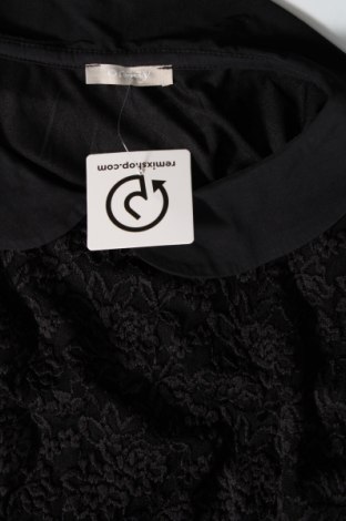 Šaty  Orsay, Velikost M, Barva Černá, Cena  243,00 Kč