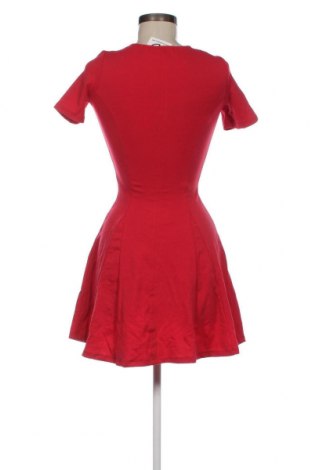 Φόρεμα Pull&Bear, Μέγεθος S, Χρώμα Ρόζ , Τιμή 5,74 €