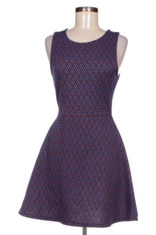 Kleid Pull&Bear, Größe L, Farbe Mehrfarbig, Preis 6,66 €