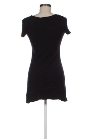 Šaty  Pull&Bear, Velikost M, Barva Černá, Cena  185,00 Kč