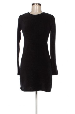 Šaty  Pull&Bear, Veľkosť M, Farba Čierna, Cena  3,62 €