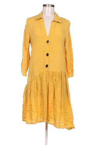 Kleid Reserved, Größe M, Farbe Gelb, Preis 12,11 €