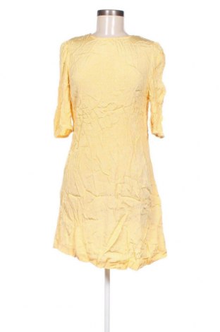 Φόρεμα Reserved, Μέγεθος M, Χρώμα Κίτρινο, Τιμή 17,94 €
