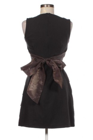Kleid Rinascimento, Größe M, Farbe Grau, Preis 27,99 €