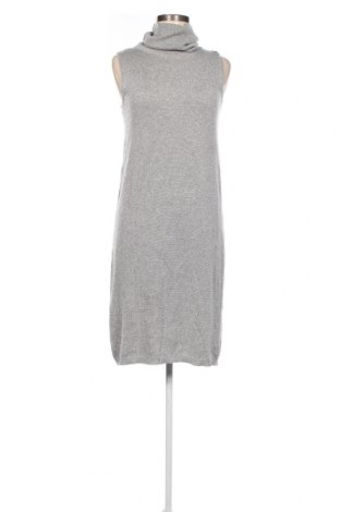 Šaty  Rinascimento, Velikost M, Barva Stříbrná, Cena  248,00 Kč