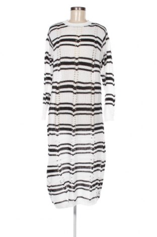 Kleid SHEIN, Größe XL, Farbe Weiß, Preis 14,13 €