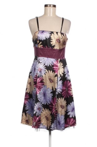 Kleid Sisters Point, Größe S, Farbe Mehrfarbig, Preis € 11,78
