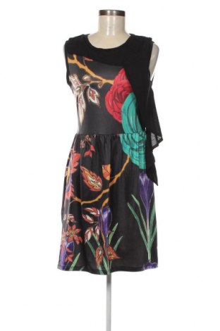 Kleid Smash, Größe M, Farbe Mehrfarbig, Preis € 7,56