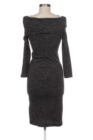 Kleid Stradivarius, Größe M, Farbe Schwarz, Preis € 6,42