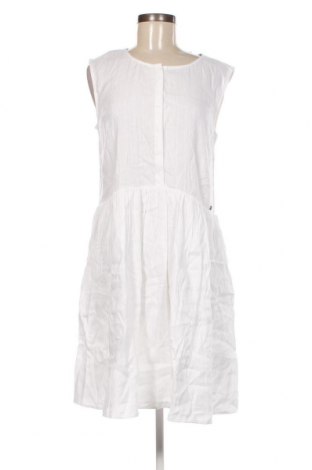Kleid Superdry, Größe M, Farbe Weiß, Preis 55,67 €