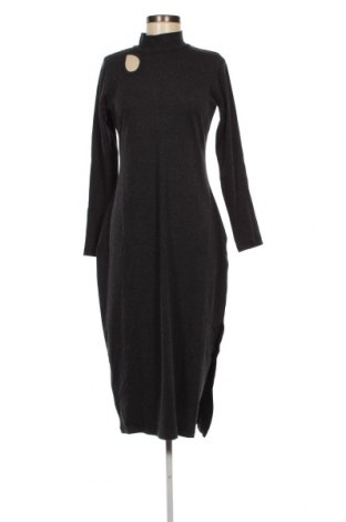 Kleid Trendyol, Größe L, Farbe Grau, Preis 22,27 €