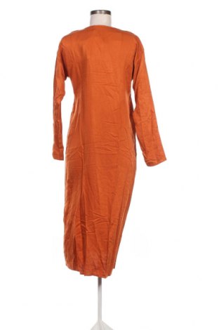 Kleid Trendyol, Größe M, Farbe Orange, Preis 22,27 €