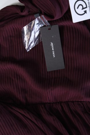Šaty  Vero Moda, Velikost L, Barva Červená, Cena  1 565,00 Kč