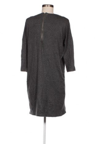 Kleid Vero Moda, Größe M, Farbe Grau, Preis 4,70 €