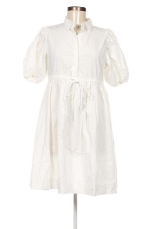 Kleid Vero Moda, Größe M, Farbe Weiß, Preis € 17,58