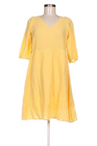 Kleid Vero Moda, Größe M, Farbe Gelb, Preis 31,96 €