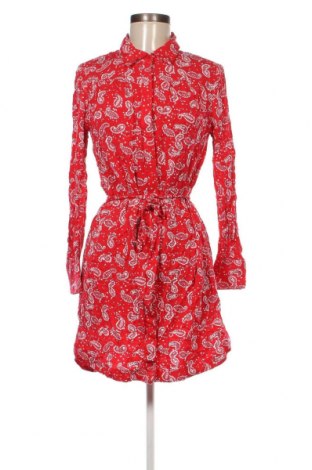 Kleid Yest, Größe M, Farbe Rot, Preis 18,37 €