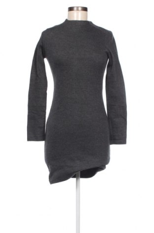 Kleid Zara, Größe M, Farbe Grau, Preis 11,27 €