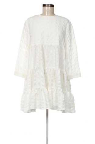 Kleid Zara, Größe L, Farbe Weiß, Preis 8,30 €