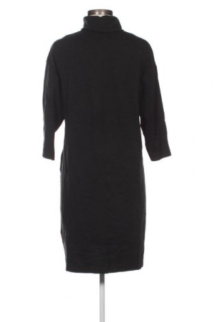 Šaty  Zara, Velikost L, Barva Černá, Cena  133,00 Kč