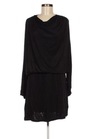 Рокля Zara, Размер XL, Цвят Черен, Цена 21,06 лв.