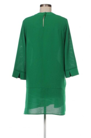 Kleid Zara, Größe L, Farbe Grün, Preis 11,27 €