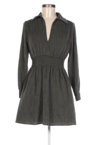 Kleid Zara, Größe XS, Farbe Grün, Preis 11,27 €