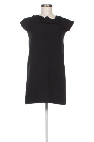 Рокля Zara Knitwear, Размер M, Цвят Черен, Цена 26,40 лв.