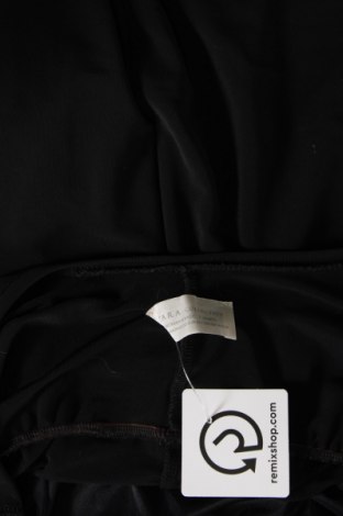 Šaty  Zara Man, Veľkosť M, Farba Čierna, Cena  13,50 €