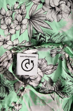 Рокля Zara Trafaluc, Размер XS, Цвят Зелен, Цена 23,04 лв.