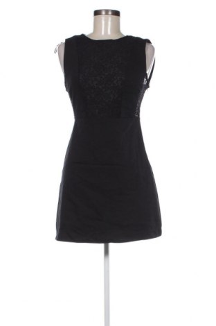 Kleid Zara Trafaluc, Größe M, Farbe Schwarz, Preis € 4,73