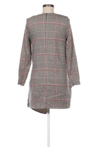 Kleid Zara Trafaluc, Größe M, Farbe Mehrfarbig, Preis 6,35 €