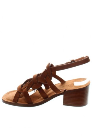 Sandalen Clergerie, Größe 39, Farbe Braun, Preis 309,09 €