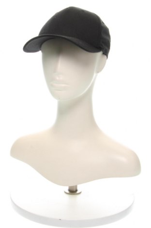 Mütze Yupoong, Farbe Schwarz, Preis € 13,04