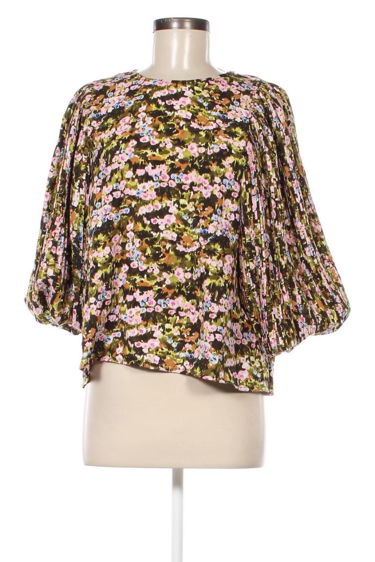 Γυναικεία μπλούζα Selected Femme, Μέγεθος M, Χρώμα Πολύχρωμο, Τιμή 15,22 €