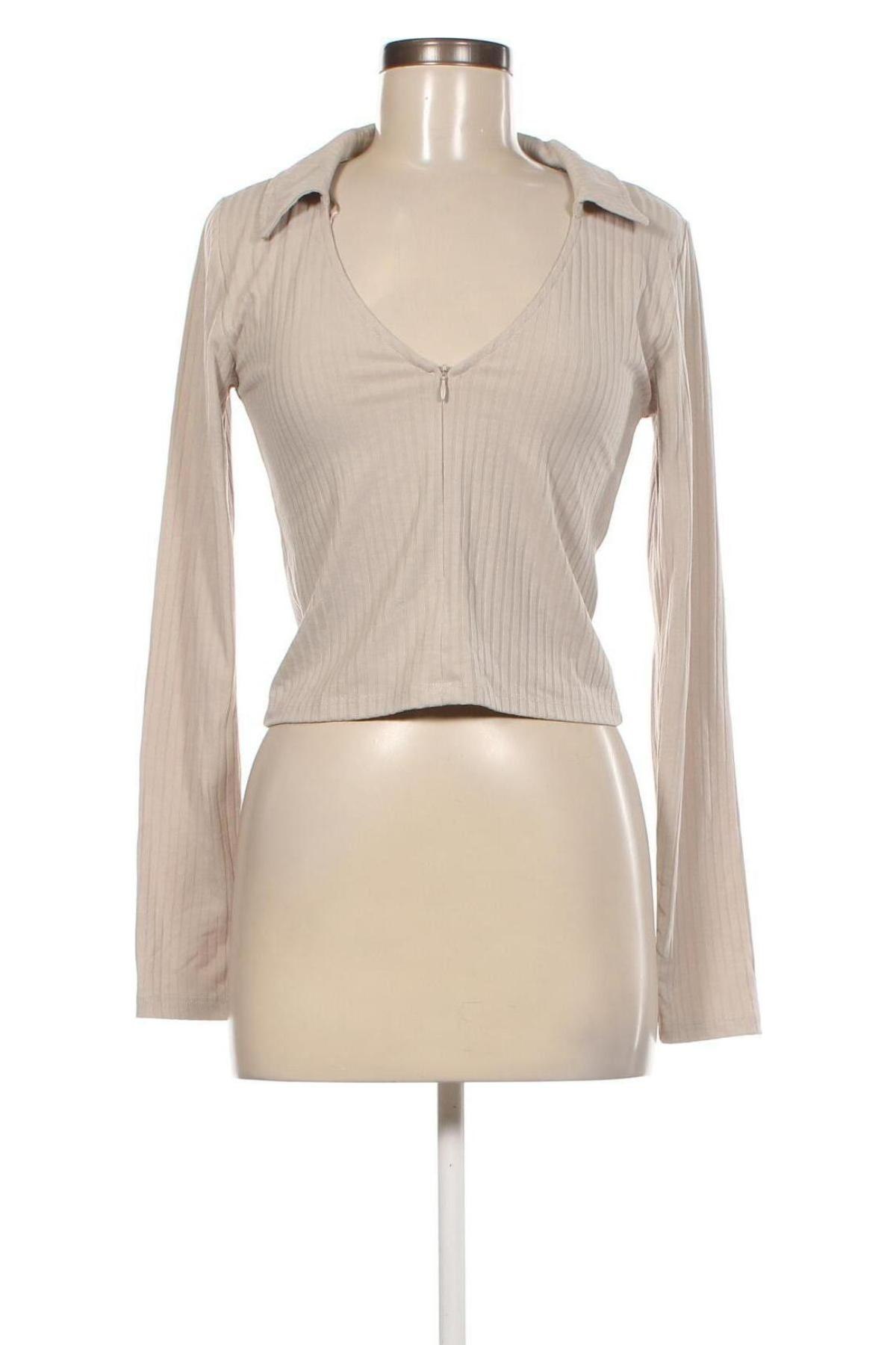 Damen Shirt Stradivarius, Größe L, Farbe Grau, Preis € 1,99