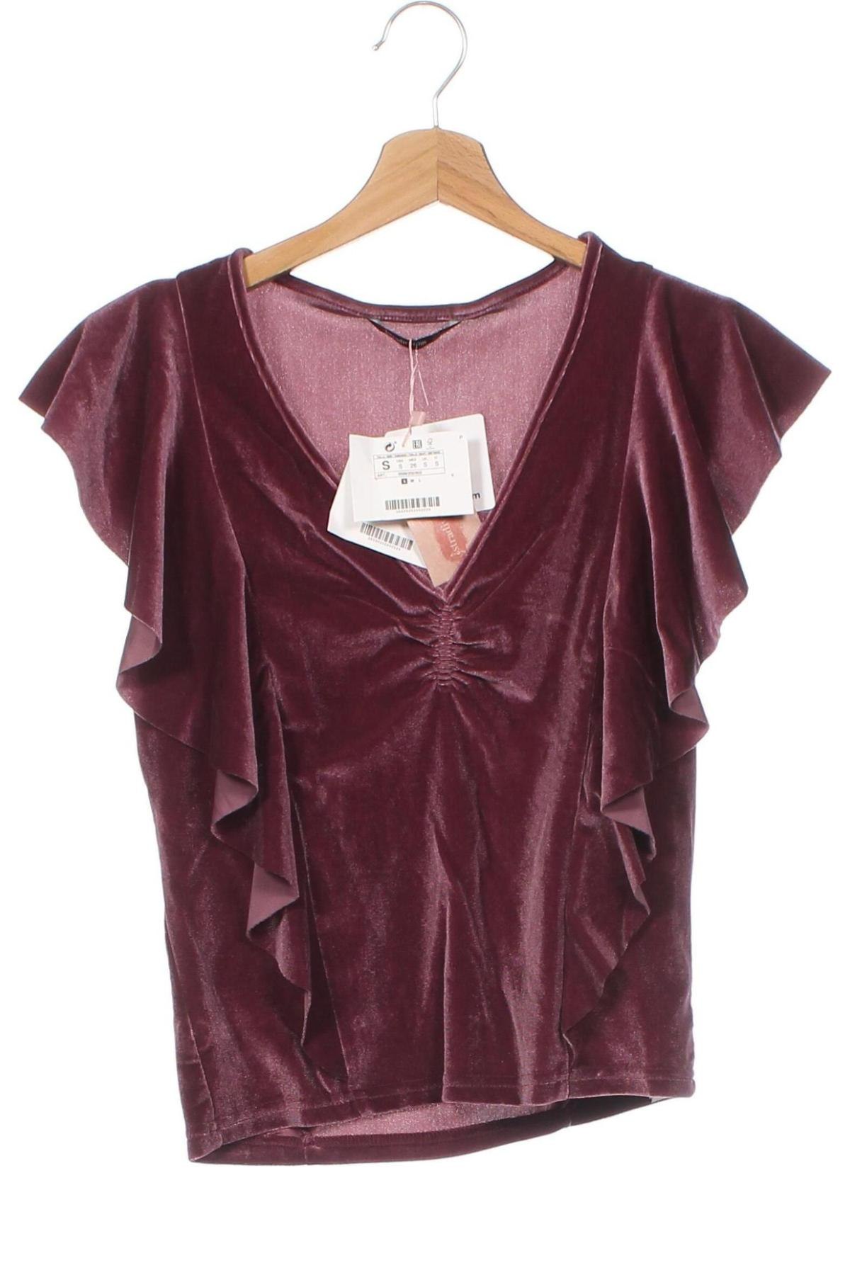 Damen Shirt Stradivarius, Größe S, Farbe Lila, Preis 2,56 €