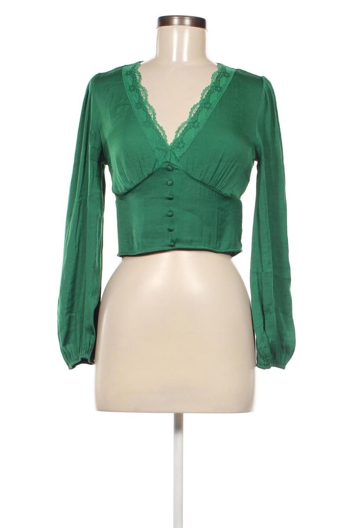 Damen Shirt Stradivarius, Größe S, Farbe Grün, Preis € 13,22