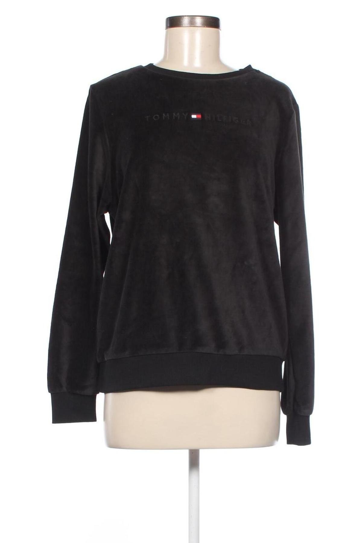 Дамска блуза Tommy Hilfiger, Размер S, Цвят Черен, Цена 80,50 лв.