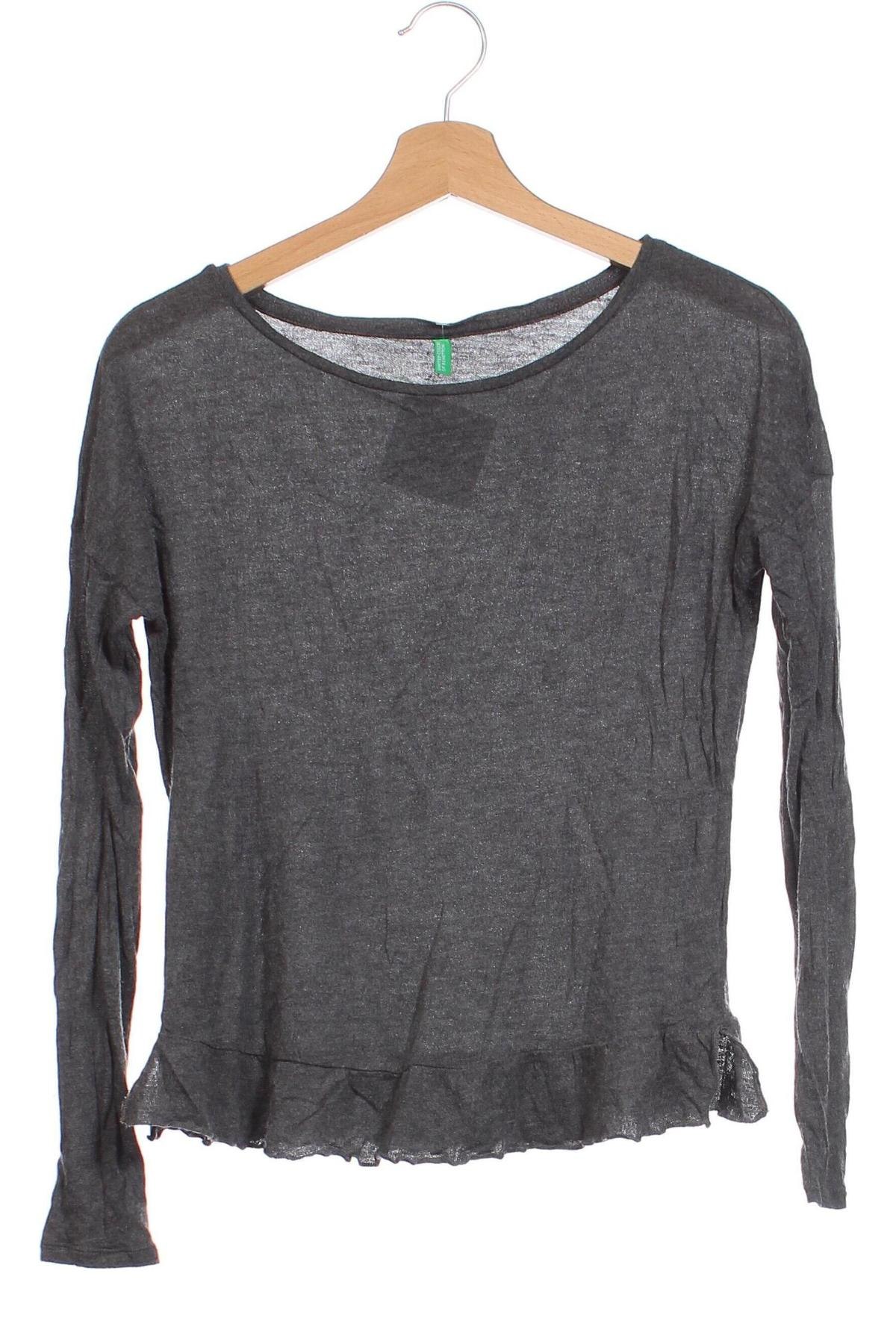 Damen Shirt United Colors Of Benetton, Größe XS, Farbe Grau, Preis € 17,44