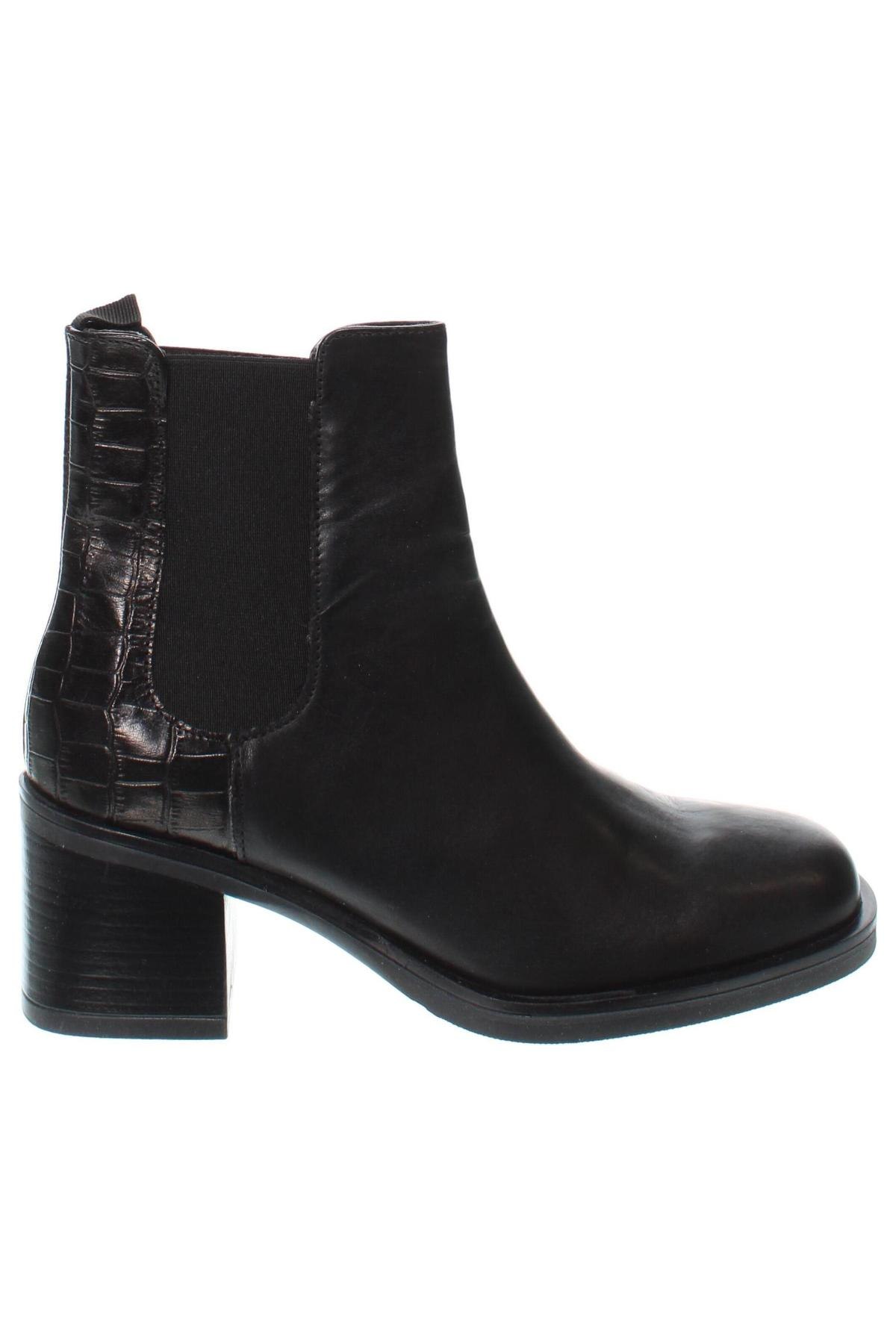 Botine de damă Andre, Mărime 39, Culoare Negru, Preț 565,79 Lei