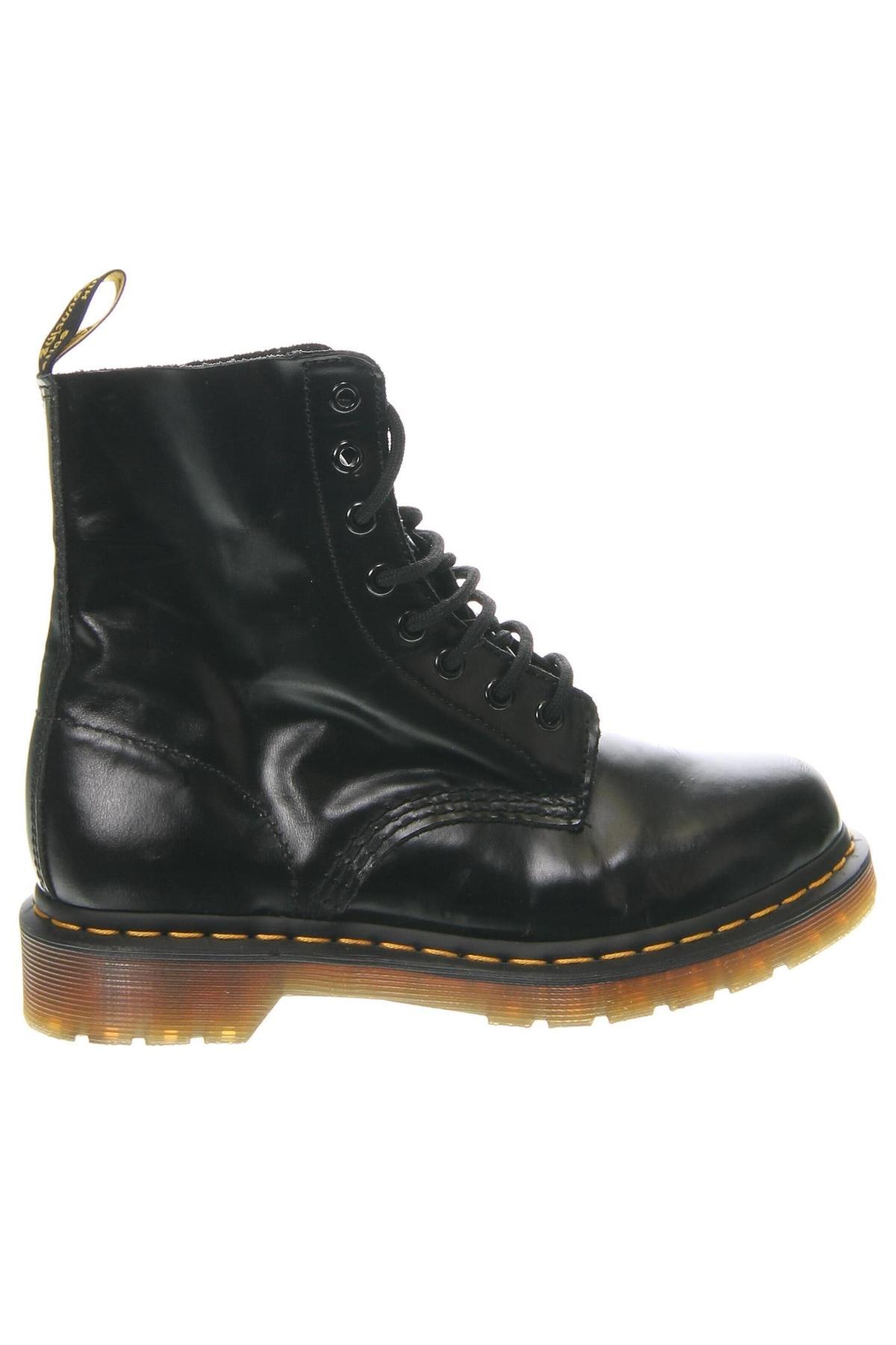 Дамски боти Dr. Martens, Размер 38, Цвят Черен, Цена 128,25 лв.