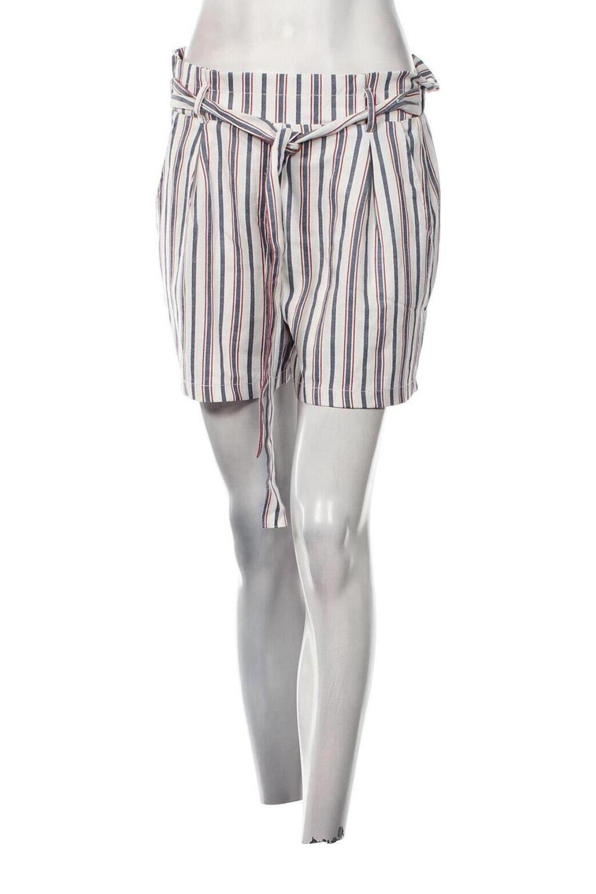 Damen Shorts Bershka, Größe M, Farbe Mehrfarbig, Preis 14,50 €