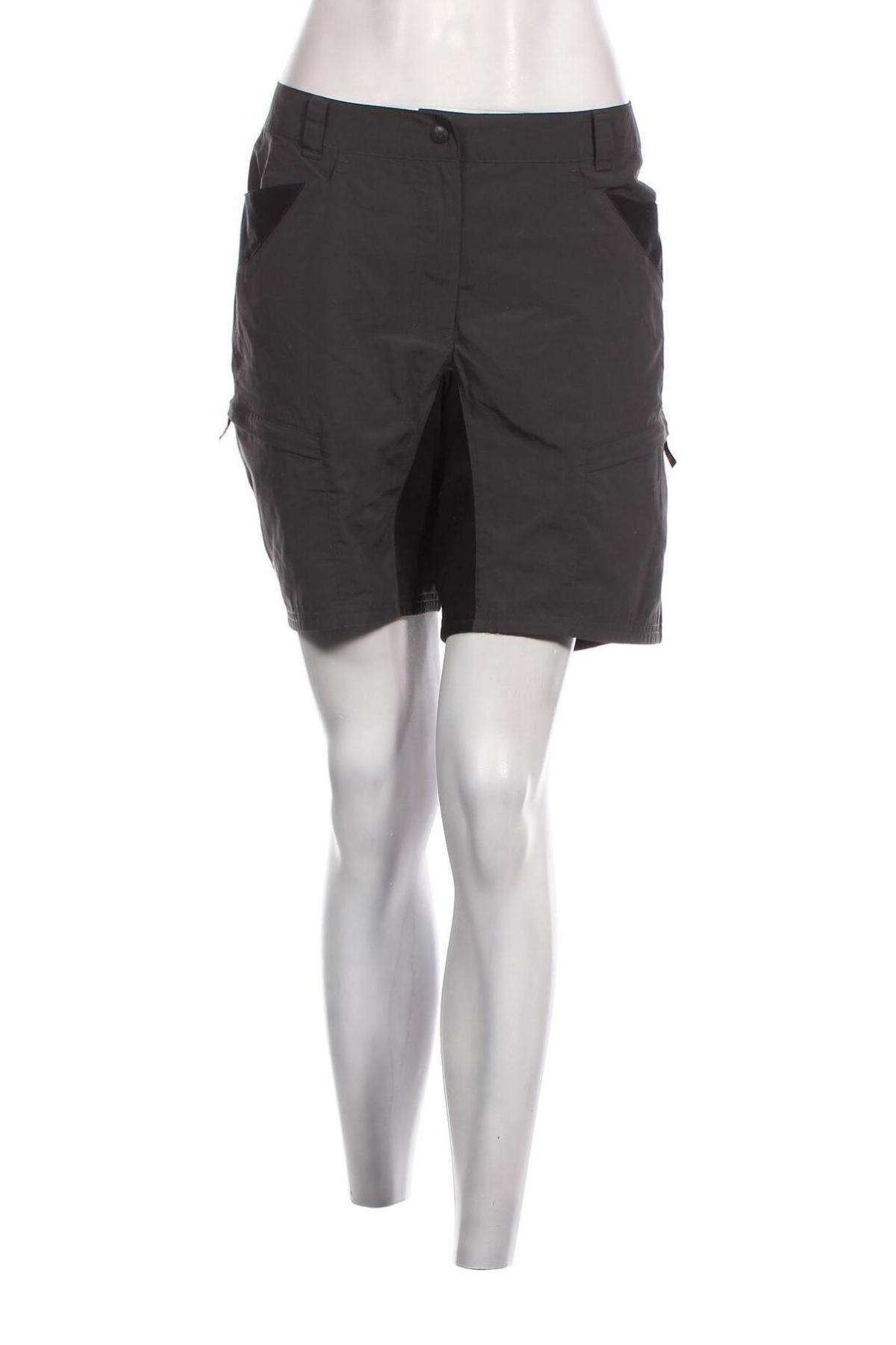 Дамски къс панталон Jack Wolfskin, Размер L, Цвят Сив, Цена 56,64 лв.