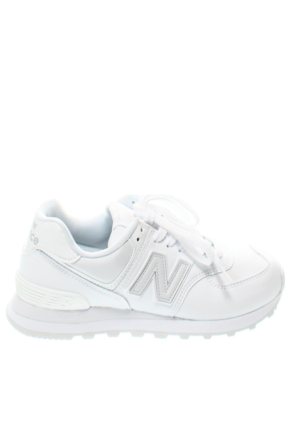 Дамски обувки New Balance, Размер 38, Цвят Бял, Цена 138,04 лв.
