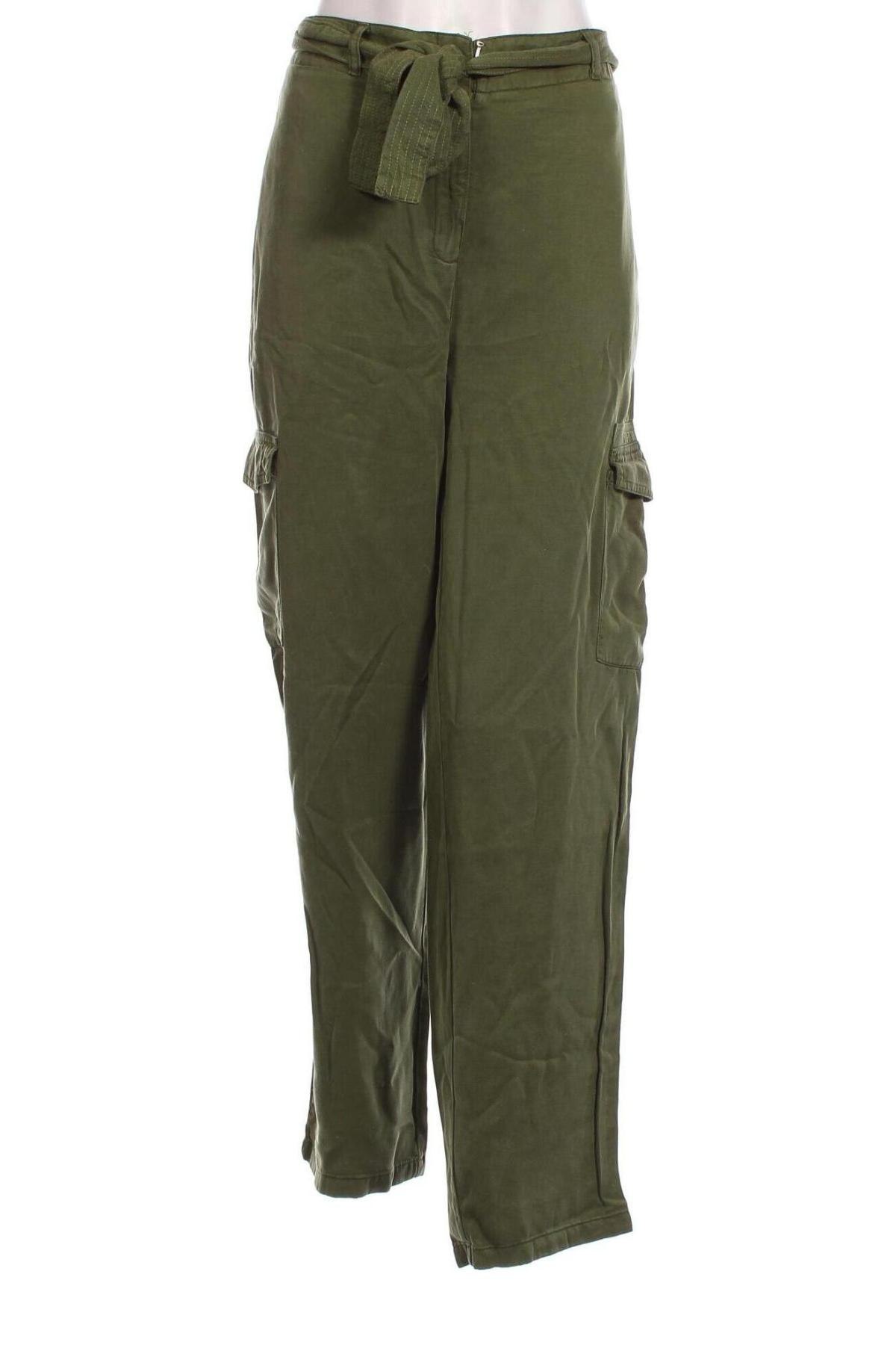 Дамски панталон Pepe Jeans, Размер M, Цвят Зелен, Цена 40,56 лв.