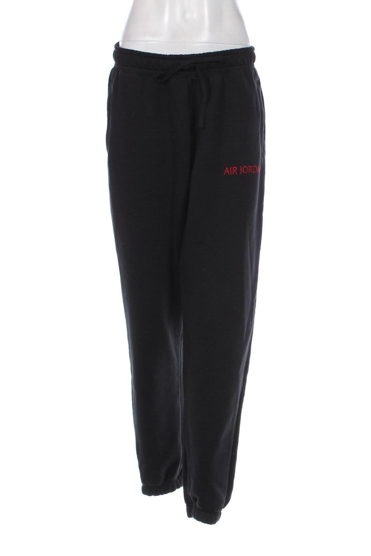 Pantaloni trening de femei Air Jordan Nike, Mărime M, Culoare Negru, Preț 230,92 Lei