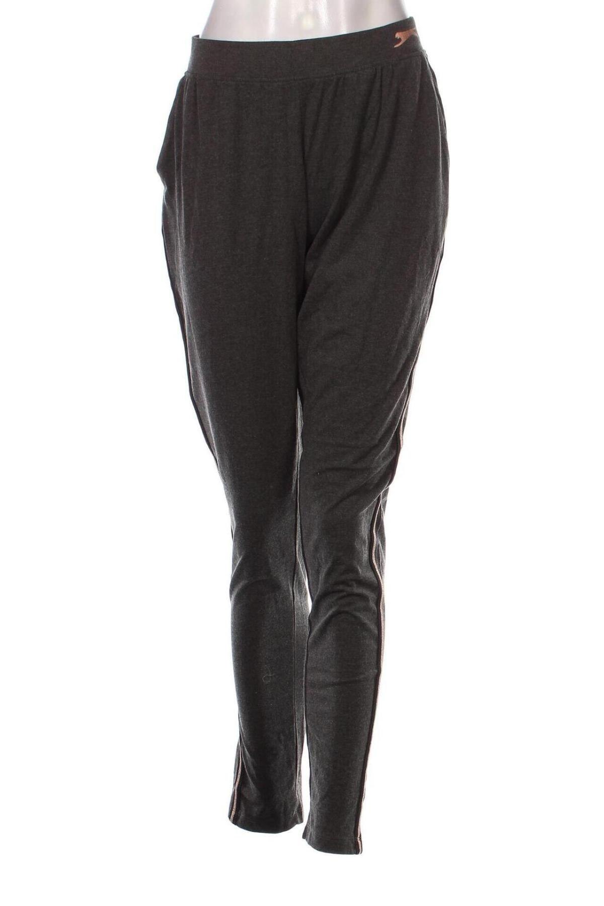 Pantaloni trening de femei Slazenger, Mărime M, Culoare Gri, Preț 27,66 Lei