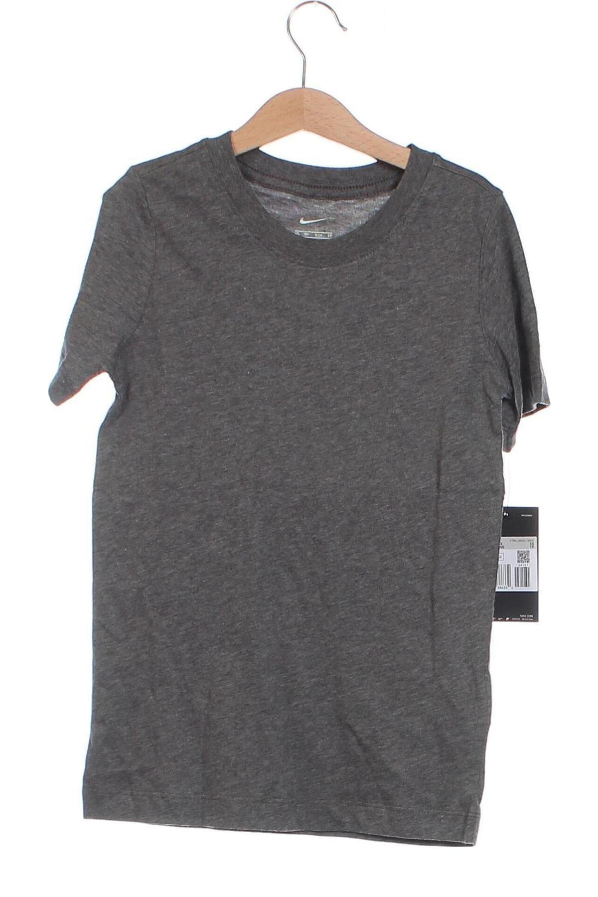 Kinder T-Shirt Nike, Größe 6-7y/ 122-128 cm, Farbe Grau, Preis 13,14 €